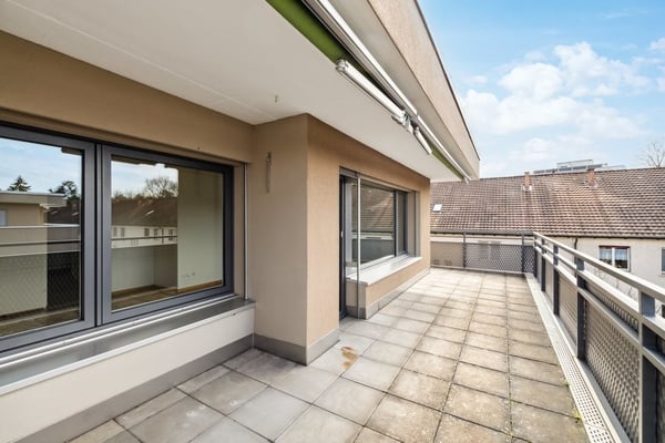 ...Dachwohnung an zentraler Lage! 6