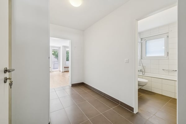 Top moderne Wohnung nähe Neuweilerplatz 5