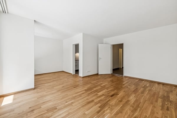 Top moderne Wohnung nähe Neuweilerplatz 7