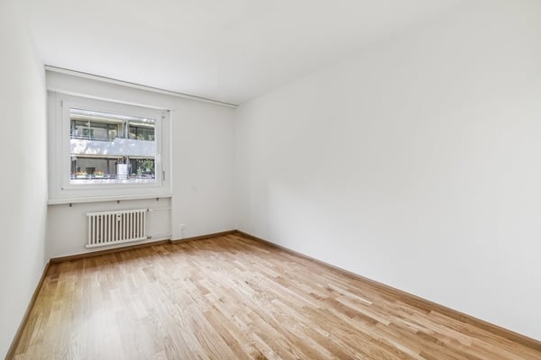 Top moderne Wohnung nähe Neuweilerplatz 4