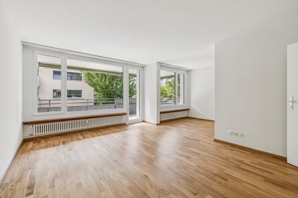 Top moderne Wohnung nähe Neuweilerplatz 2