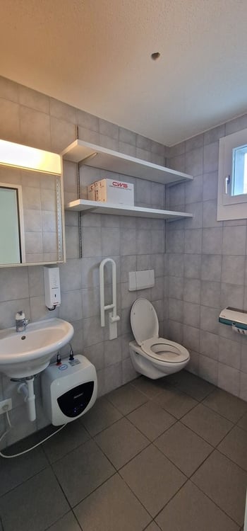 Ladenfläche im Dorfzentrum von Bonstetten 7