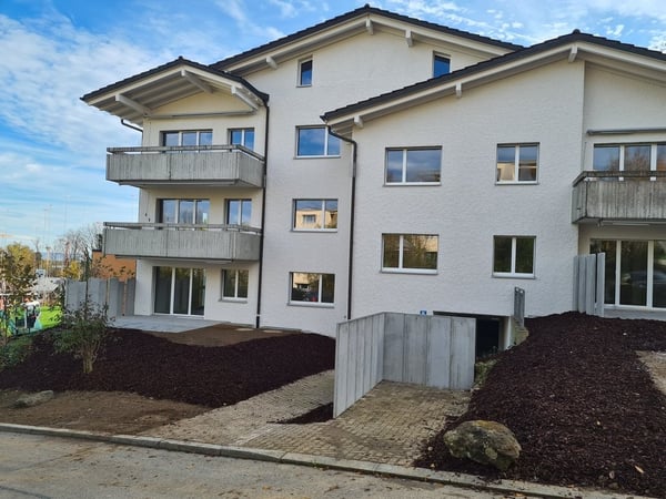 Charmante 1.5-Zimmer-Wohnung an zentraler und grüner Lage 1