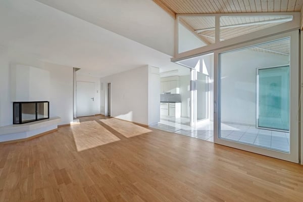 mit Wintergarten, Balkon, Waschturm, Cheminée und vielem Mehr! 1