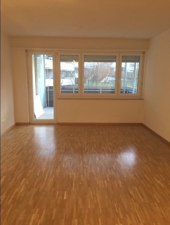 Moderne Wohnung mit grossem Sitzplatz 3