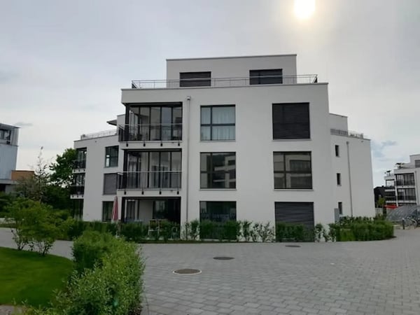 Grosszügige 1.5-Zimmerwohnung in Niederrohrdorf 1
