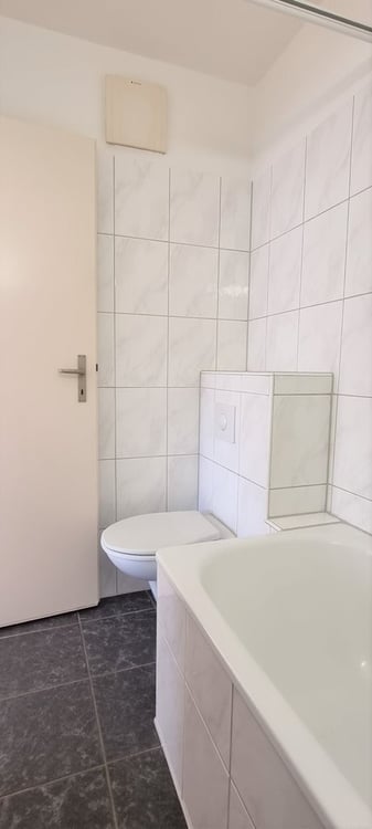 Helle 1.5-Zimmer-Wohnung mit Balkon in ruhigem Quartier in Adliswil 7