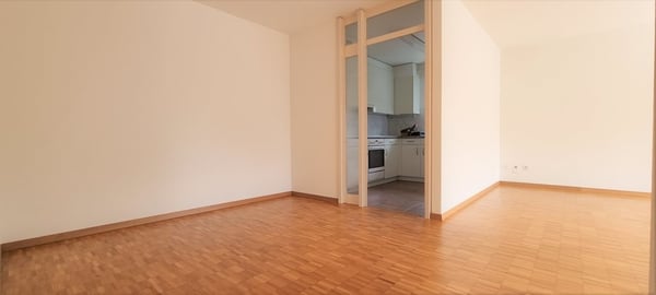 Helle 1.5-Zimmer-Wohnung mit Balkon in ruhigem Quartier in Adliswil 4