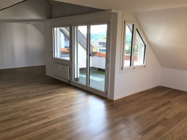 Grosse Maisonette-Wohnung mit 2 Balkonen 6