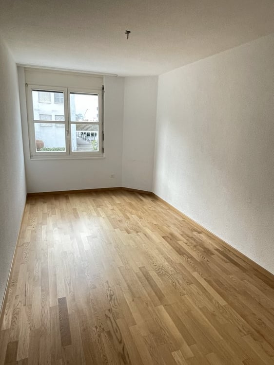 Helle und gepflegte 1.5-Zimmerwohnung mit 2 Nasszellen 6