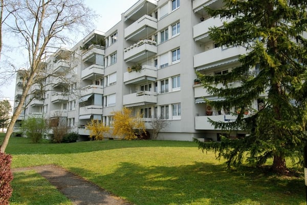 1.5-Zimmer-Wohnung mit Balkon an ruhiger Lage in Effretikon 2