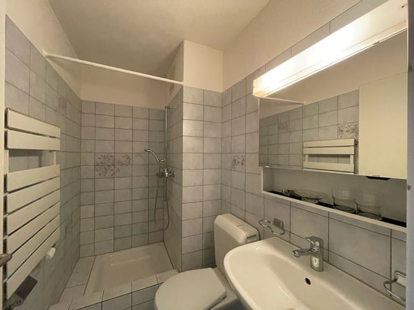 Charmante 2.0-Zimmer-Wohnung im 2. Obergeschoss 8