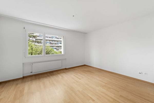 mit Lift, offener Küche, Geschirrspüler, Waschmaschine und Balkon 4