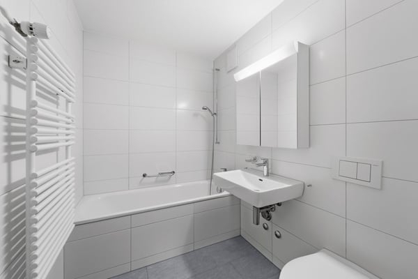 mit Lift, offener Küche, Geschirrspüler, Waschmaschine und Balkon 7