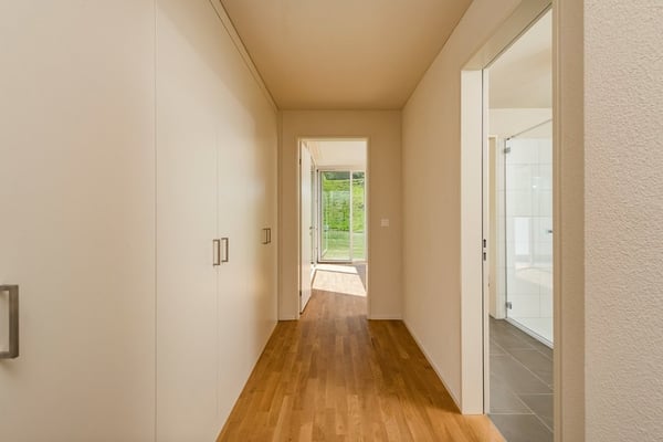 Moderne und grosszügige 4.5 Attika-Wohnung mit Seesicht! 9