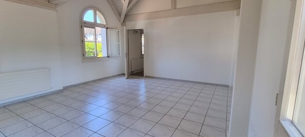 Gemütliche Wohnung im Zentrum von Bonstetten zu vermieten 3