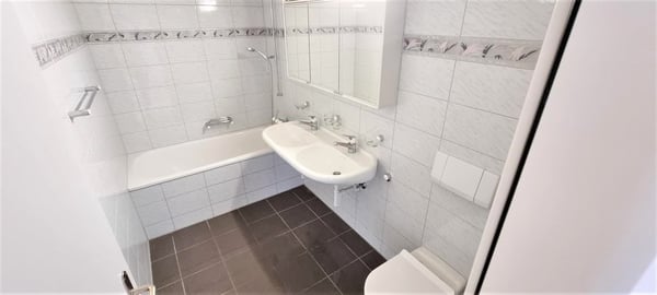Gemütliche Wohnung im Zentrum von Bonstetten zu vermieten 6