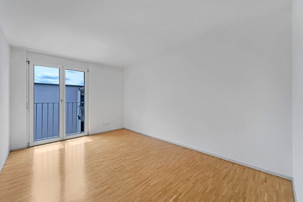 mit Geschirrspüler, 2 Badezimmer, gedecktem Balkon und vielem Mehr! 4