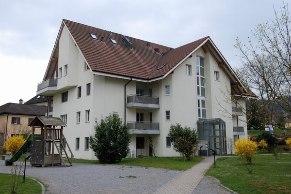 Moderne 3.5-Zimmerwohnung mit grossem Balkon 1