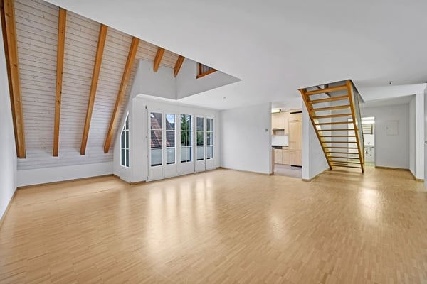 Moderne 3.5-Zimmerwohnung mit grossem Balkon 4