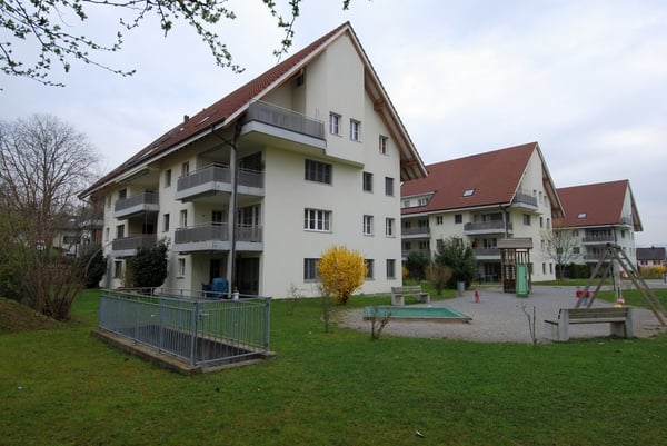 Moderne 3.5-Zimmerwohnung mit grossem Balkon 2