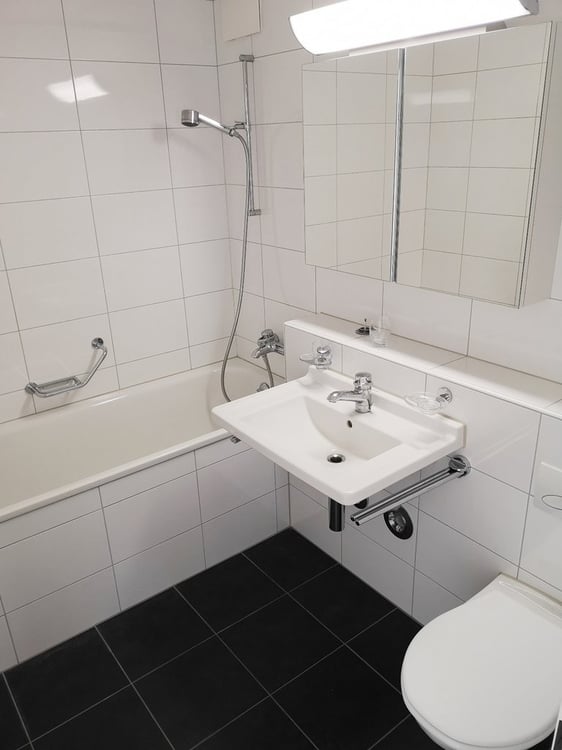 3.5 Zimmerwohnung an ruhiger Wohnlage in der Nähe der Forchbahn 3
