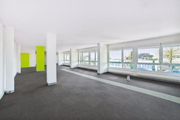 Surface commerciale en open-space quartier Chailly 1