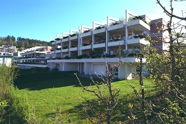 Places de parking à louer à Villars-sur.Glâne 2