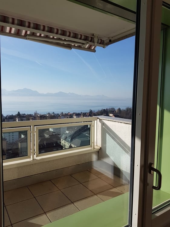 Magnifique 5.5 pièces avec vue sur le lac 1