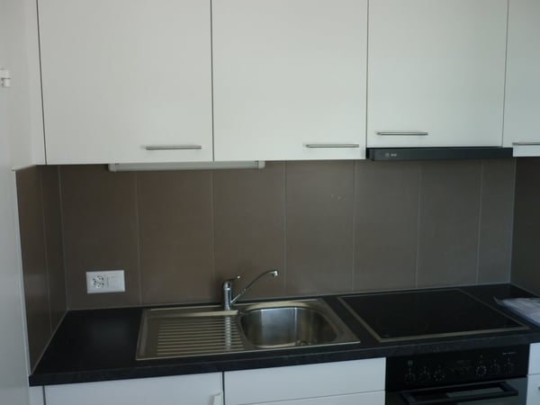 2ER LOYER NET OFFERT - Charmant studio 3