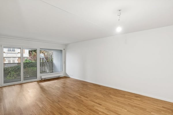 Spacieux 1 pièces, première location après rénovation complète 5