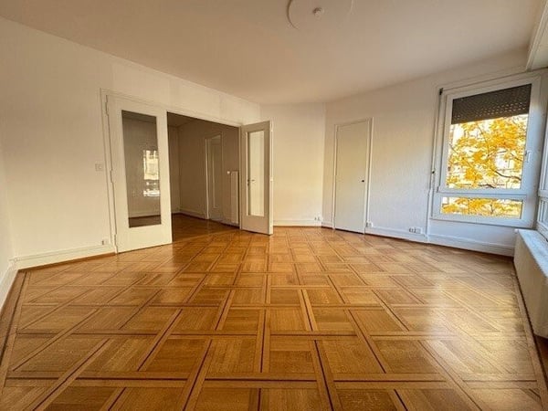 Charmant studio idéalement situé au coeur de la ville 4