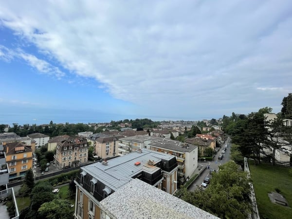 Superbe appartement de 1 pièces avec vue panoramique sur le lac 1