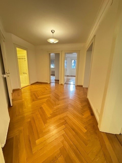 A proximité directe du parc de Mon-Repos 2