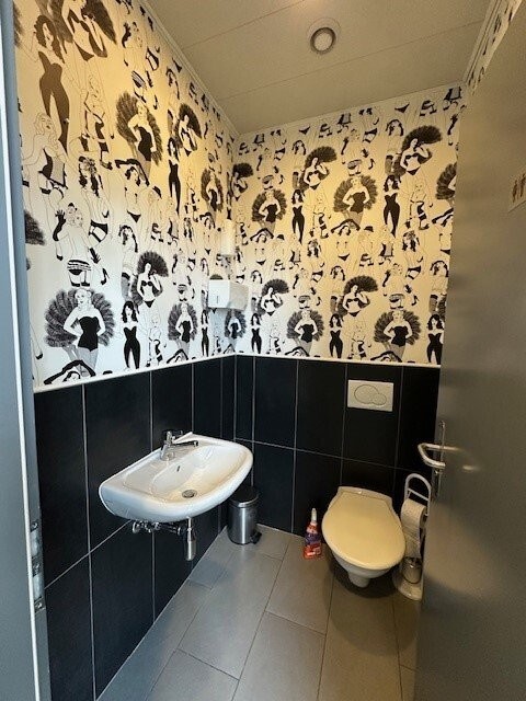 Belle et lumineuse arcade à louer 5