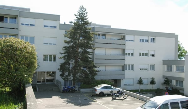 Place de parc extérieure à louer 1