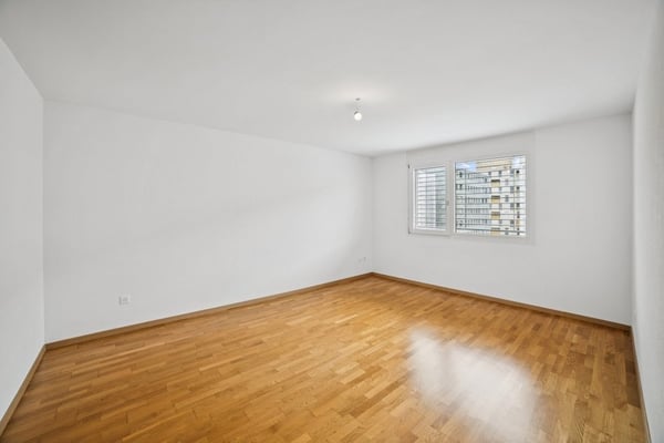 APPARTEMENT DE 3.5 PIECES IDEALEMENT SITUE 4