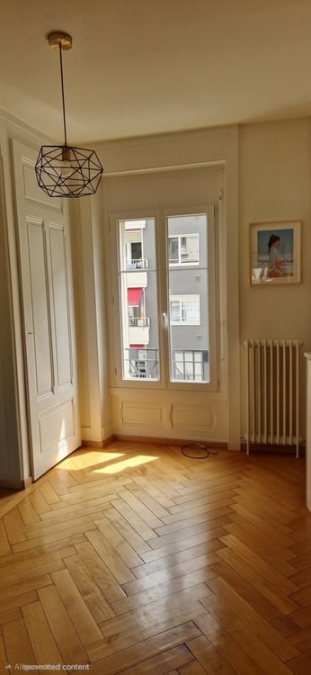 Joli appartement à proximité des commerces et des transports publics 9