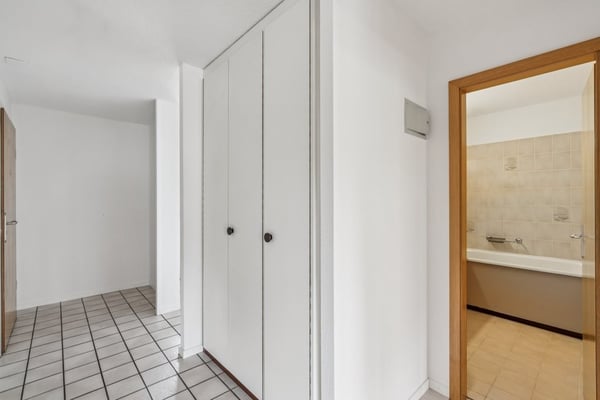 Appartement de 2 pièces à proximité des axes autoroutiers 4