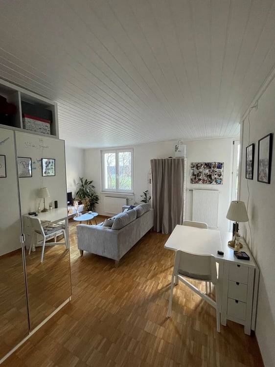 Charmant studio avec balcon dans un quartier calme 5