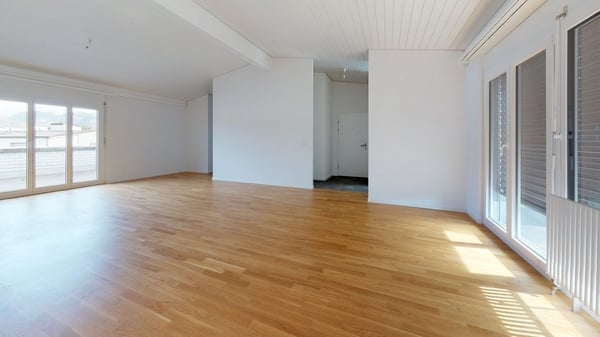 SPACIEUX ET LUMINEUX APPARTEMENT DE 5.5 PIECES EN ATTIQUE 2