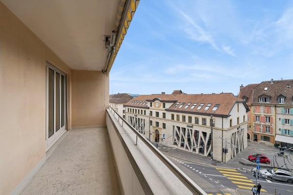 Spacieux appartement au centre-ville 10