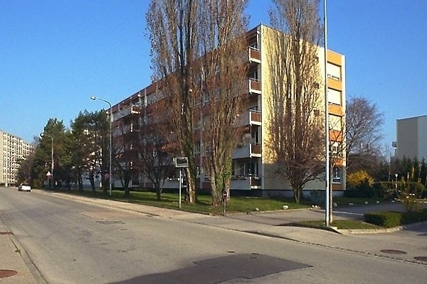 Place de parc extérieure 1