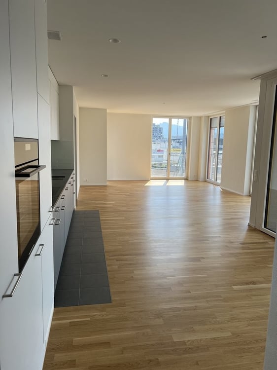 Modernes Wohnen mit Komfort: 1.5-Zimmerwohnung im 6.OG 1