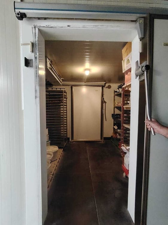 À remettre - Boulangerie / Pâtisserie entièrement équipée à Sion 11