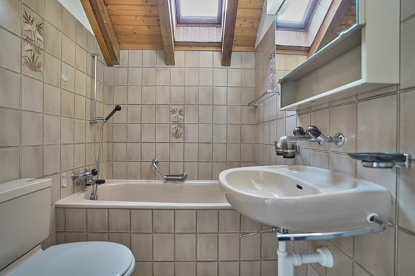 Dachwohnung mit gemütlichem Balkon an zentraler Lage 8