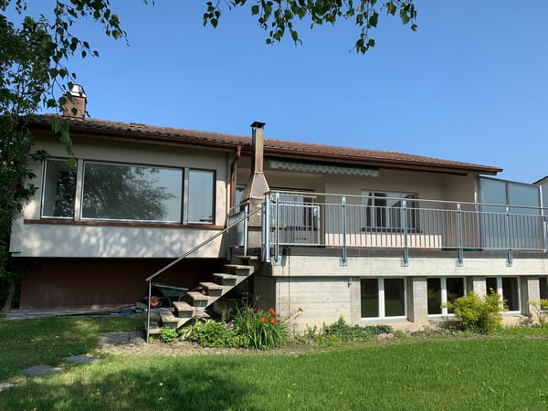 Einfamilienhaus zur Miete mit grossem Garten und Cheminée in Jegenstorf 2