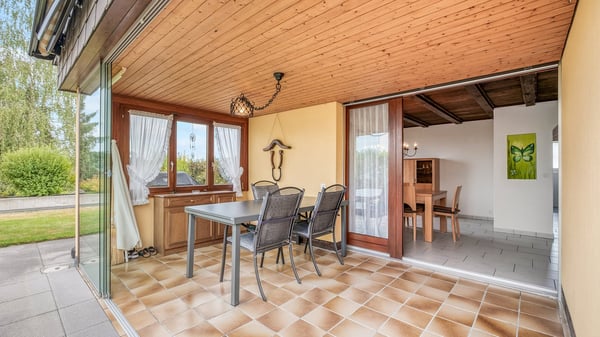 Wunderschönes und freistehendes 7.5 Zimmer Einfamilienhaus 7