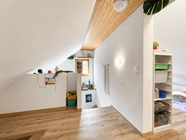 Charmantes 7.5-Zimmer-Chalet an idyllischer Dorflage in Luthern 6