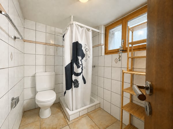 Charmantes 7.5-Zimmer-Chalet an idyllischer Dorflage in Luthern 10